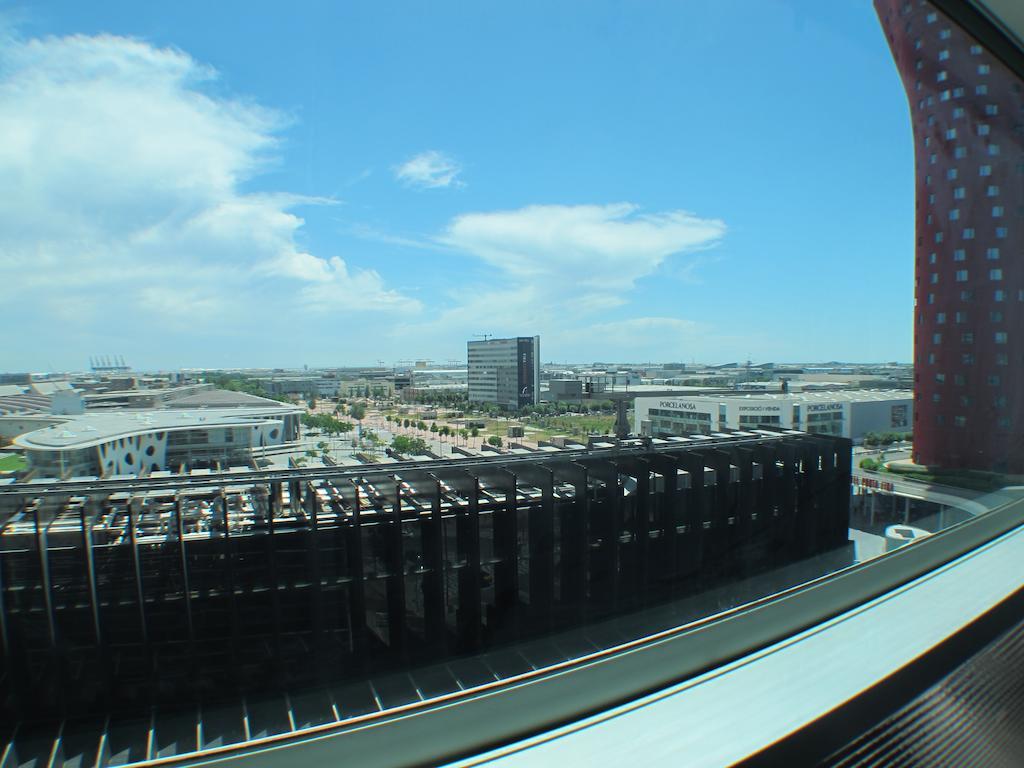 Fira Gran Via - Barcelona4Seasons Apartman L'Hospitalet de Llobregat Szoba fotó