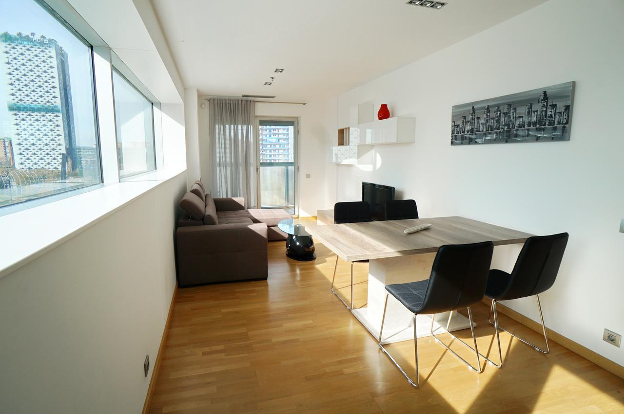 Fira Gran Via - Barcelona4Seasons Apartman L'Hospitalet de Llobregat Kültér fotó